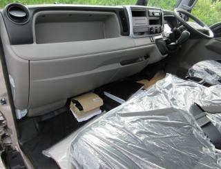 三菱 平ボデー・Wキャブ・シャーシ 小型  2PGーFEB90 18枚目