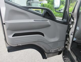 三菱 平ボデー・Wキャブ・シャーシ 小型  2PGーFEB90 19枚目