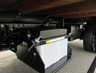 三菱 平ボデー・Wキャブ・シャーシ 小型  2PGーFEB90 36枚目