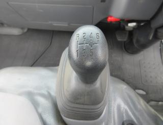 いすゞ 平ボデー・Wキャブ・シャーシ 小型 平成27年4月 TRGーNKR85A 15枚目