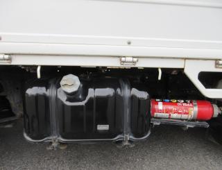 いすゞ 平ボデー・Wキャブ・シャーシ 小型 平成27年4月 TRGーNKR85A 33枚目