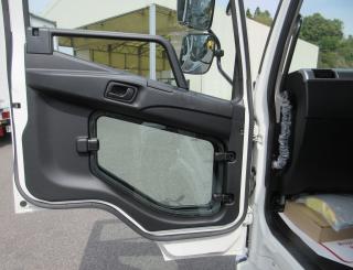 三菱 アームロール 中型 令和7年4月 2KGーFK72F 22枚目