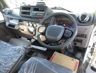 三菱 平ボデー・Wキャブ・シャーシ 小型 令和7年4月 ◆商談中◆　2RGーFEAV0 9枚目