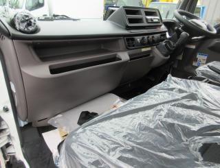 三菱 クレーン付 小型 令和7年4月 ◆商談中◆　2PGーFEB90 18枚目