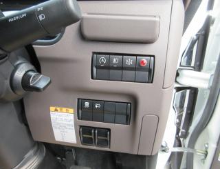 三菱 クレーン付 小型 令和7年3月 ◆商談中◆　2PGーFEB90 10枚目