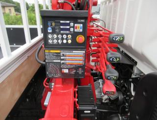 三菱 クレーン付 小型 令和7年3月 ◆商談中◆　2PGーFEB90 25枚目