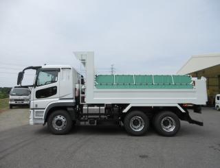 三菱 ダンプ 大型 令和7年5月 2PGーFV70HX 4枚目