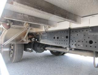 いすゞ バン 中型 平成27年9月 TKGーFRR90S2 32枚目