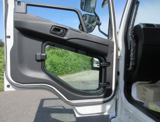 三菱 平ボデー・Wキャブ・シャーシ 中型  ◆商談中◆　2KGーFK65F 20枚目