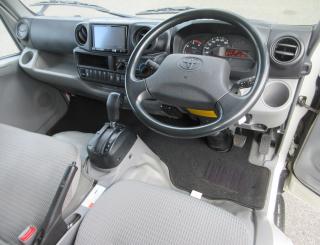 その他 バン 小型 平成30年9月 TPGーXZC605V 9枚目