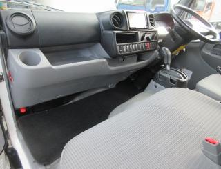 その他 バン 小型 平成30年9月 TPGーXZC605V 20枚目