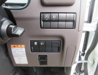 三菱 平ボデー・Wキャブ・シャーシ 小型  2RGーFBAV0 10枚目