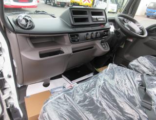 三菱 平ボデー・Wキャブ・シャーシ 小型  2RGーFBAV0 19枚目