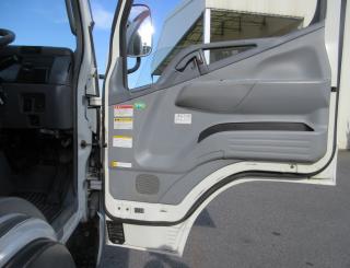 三菱 クレーン付 小型 平成18年10月 PA-FG83DE 8枚目