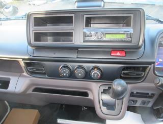 三菱 平ボデー・Wキャブ・シャーシ 小型  2RGーFBAV0 13枚目