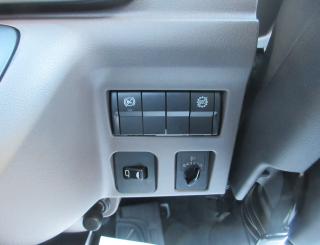 三菱 平ボデー・Wキャブ・シャーシ 小型  2RGーFBAV0 14枚目