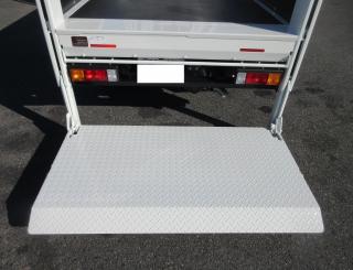 三菱 平ボデー・Wキャブ・シャーシ 小型  2RGーFBAV0 27枚目