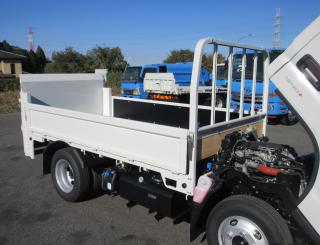 三菱 平ボデー・Wキャブ・シャーシ 小型  2RGーFBAV0 45枚目