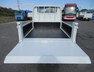 三菱 平ボデー・Wキャブ・シャーシ 小型  2RGーFBA20 27枚目