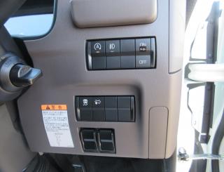 三菱 バン 小型  2PGーFEB80 10枚目