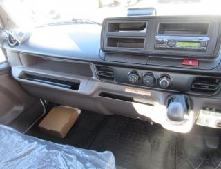 三菱 平ボデー・Wキャブ・シャーシ 小型  2PGーFEB90 12枚目