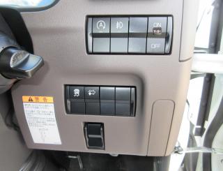 三菱 バン 小型  2RGーFEAV0 10枚目