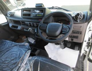 三菱 バン 小型  2RGーFEAV0 9枚目