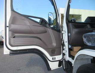 三菱 バン 小型  2RGーFEAV0 20枚目