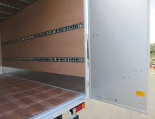 三菱 バン 小型  2RGーFEAV0 28枚目