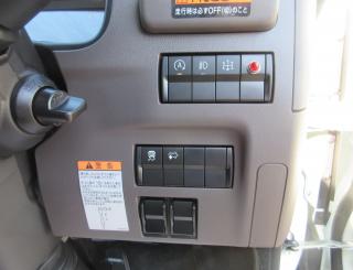 三菱 クレーン付 小型  2PGーFEB90 10枚目