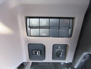 三菱 平ボデー・Wキャブ・シャーシ 小型  2PGーFEB90 12枚目