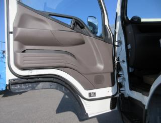 三菱 平ボデー・Wキャブ・シャーシ 小型  2PGーFEB90 18枚目