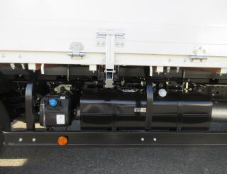 三菱 平ボデー・Wキャブ・シャーシ 小型  2PGーFEB90 31枚目