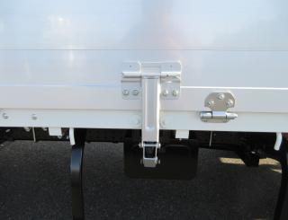 三菱 平ボデー・Wキャブ・シャーシ 小型  2PGーFEB90 40枚目