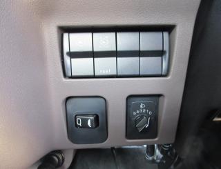 三菱 平ボデー・Wキャブ・シャーシ 小型  2PGーFEB90 14枚目