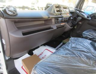 三菱 平ボデー・Wキャブ・シャーシ 小型  2PGーFEB90 20枚目