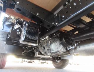 三菱 平ボデー・Wキャブ・シャーシ 小型  2PGーFEB90 43枚目