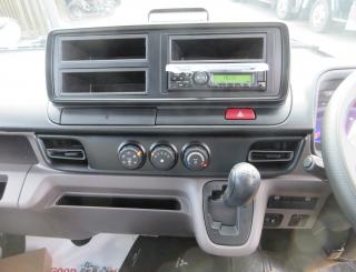 三菱 平ボデー・Wキャブ・シャーシ 小型  2RGーFBA20 13枚目