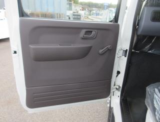 三菱 平ボデー・Wキャブ・シャーシ 小型  2RGーFBA20 23枚目