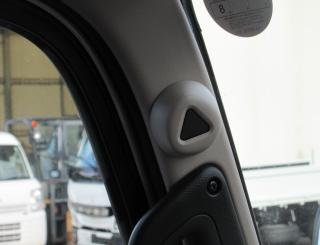 三菱 平ボデー・Wキャブ・シャーシ 小型  2RGーFBA20 16枚目