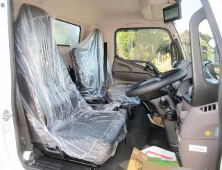 三菱 バン 小型  2PGーFEB80 7枚目