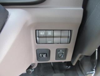 三菱 平ボデー・Wキャブ・シャーシ 小型  2PGーFEB90 14枚目