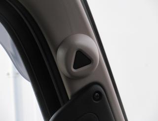 三菱 平ボデー・Wキャブ・シャーシ 小型  2PGーFEB90 16枚目