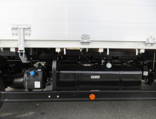 三菱 平ボデー・Wキャブ・シャーシ 小型  2PGーFEB90 32枚目