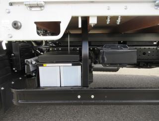 三菱 平ボデー・Wキャブ・シャーシ 小型  2PGーFEB90 36枚目