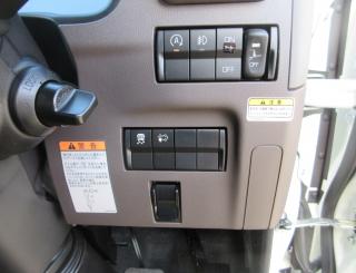 三菱 バン 小型  2RGーFEAV0 10枚目