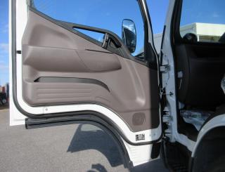 三菱 バン 小型  2RGーFEAV0 21枚目