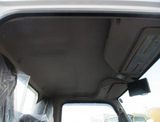 三菱 平ボデー・Wキャブ・シャーシ 小型  2RGーFBAV0 17枚目