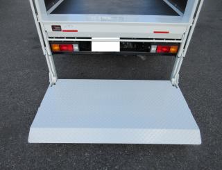 三菱 平ボデー・Wキャブ・シャーシ 小型  2RGーFBAV0 25枚目