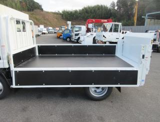 三菱 平ボデー・Wキャブ・シャーシ 小型  2RGーFBAV0 31枚目